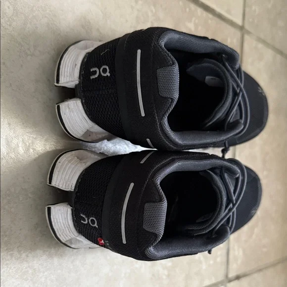 On Running Black Athletic Shoes with White Soles - Picture 4 of 5